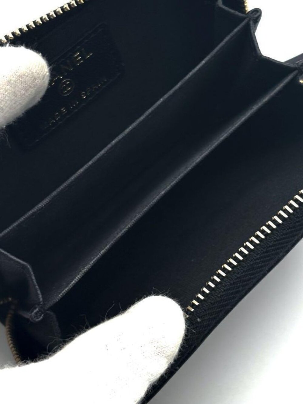 Chanel Wallet Mademoiselle Round Zip Coin Purse - Picture 5 of 12